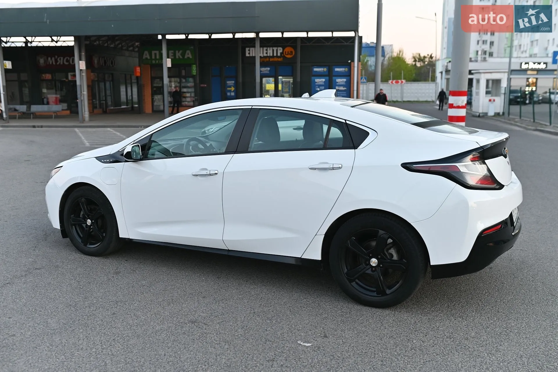 2016 Chevrolet Volt - мініатюра 11