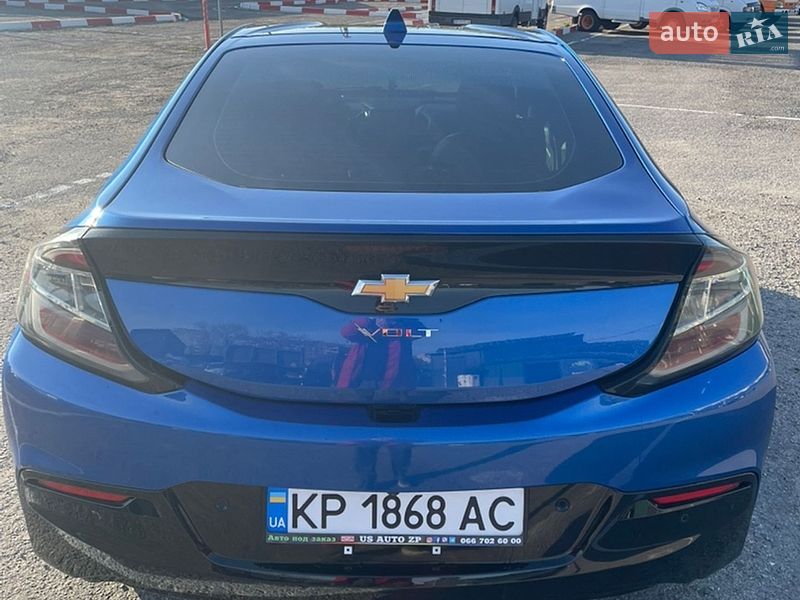 Хэтчбек Chevrolet Volt 2016 в Запорожье