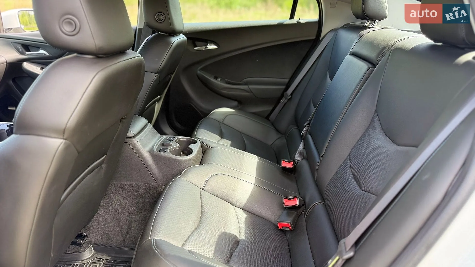 2016 Chevrolet Volt - мініатюра 17