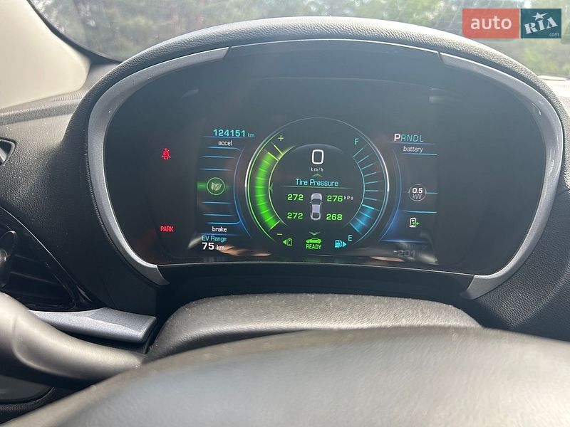 Хэтчбек Chevrolet Volt 2018 в Киеве