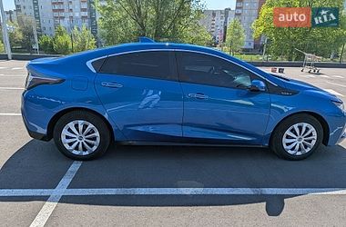 Хэтчбек Chevrolet Volt 2016 в Чернигове
