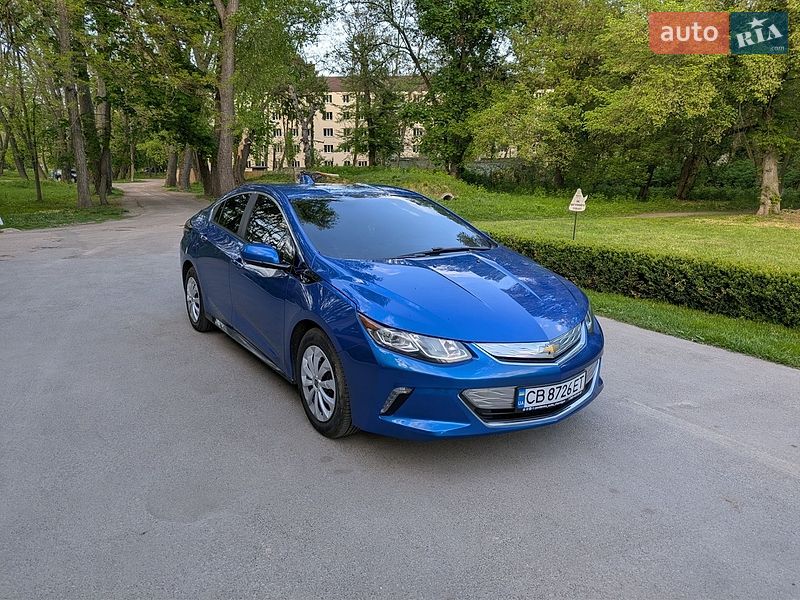 Хэтчбек Chevrolet Volt 2016 в Чернигове