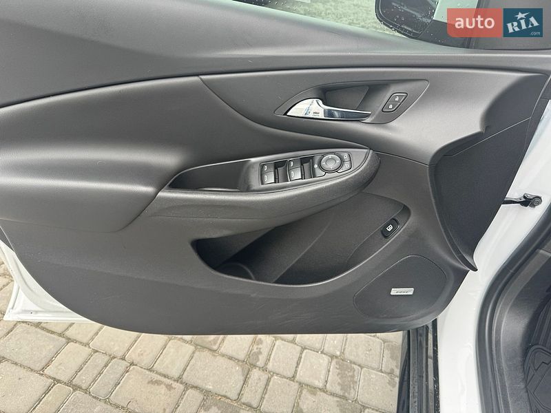 Хэтчбек Chevrolet Volt 2018 в Черкассах