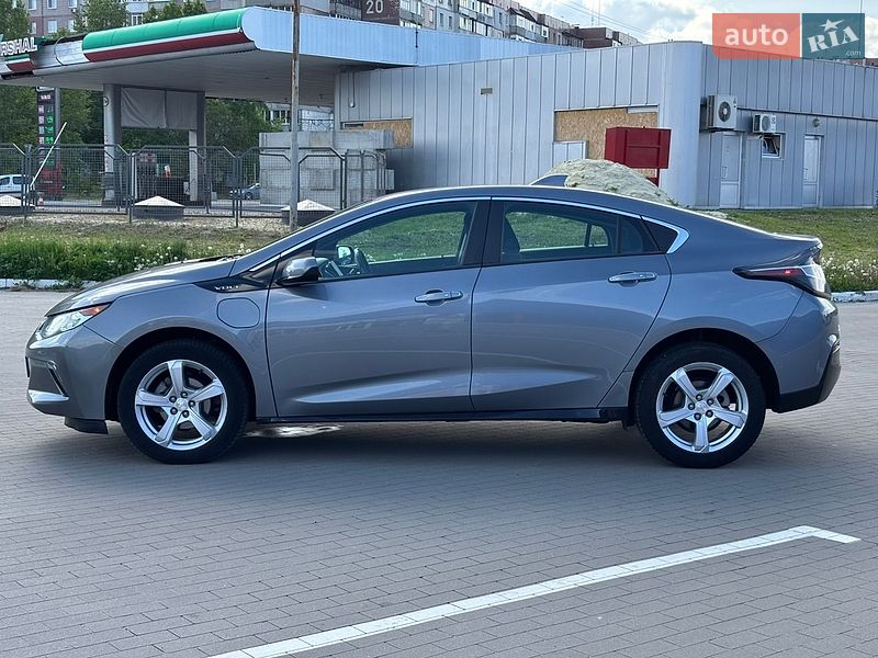 Хэтчбек Chevrolet Volt 2018 в Сумах