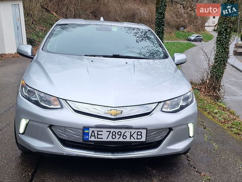 Хетчбек Chevrolet Volt 2017 в Києві фото 3 Хетчбек Chevrolet Volt 2017 в Києві