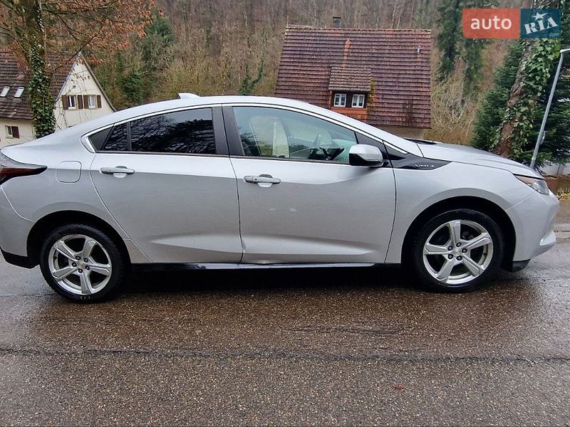 Хетчбек Chevrolet Volt 2017 в Києві фото 5 Хетчбек Chevrolet Volt 2017 в Києві