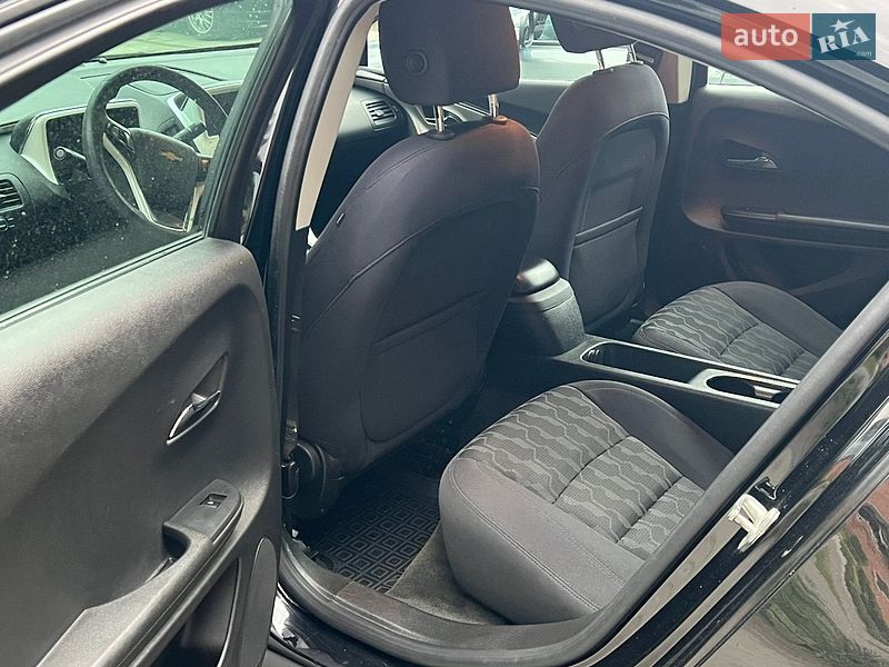 Хетчбек Chevrolet Volt 2012 в Івано-Франківську