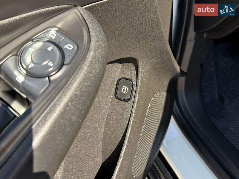 Хетчбек Chevrolet Volt 2016 в Тернополі