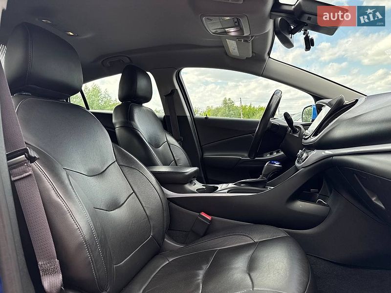 Хетчбек Chevrolet Volt 2017 в Рівному