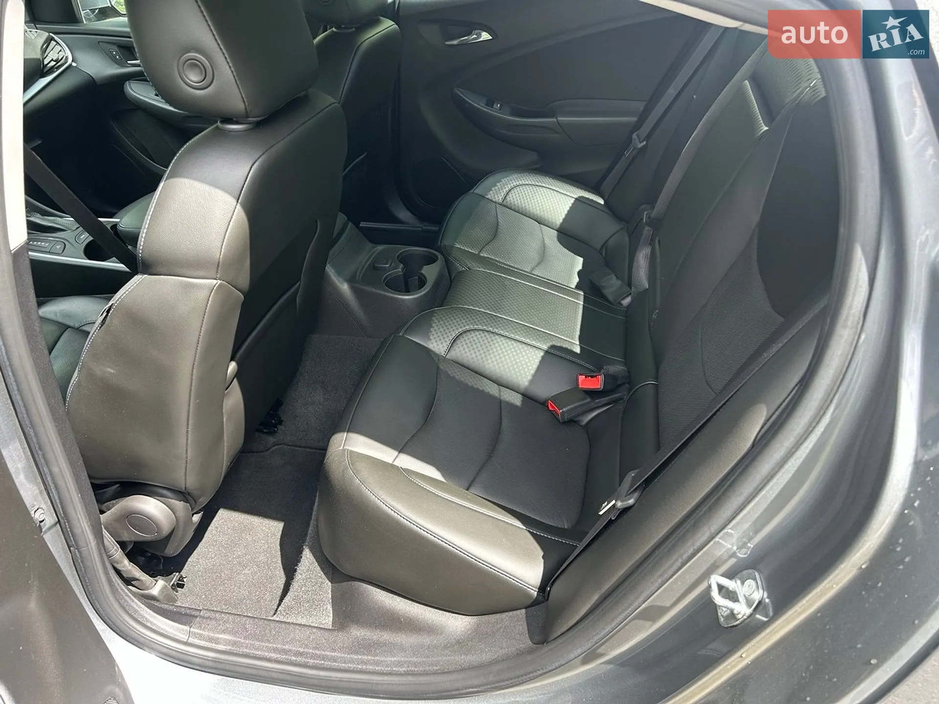 2017 Chevrolet Volt - мініатюра 8