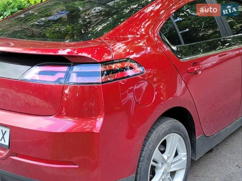 Хэтчбек Chevrolet Volt 2013 в Харькове