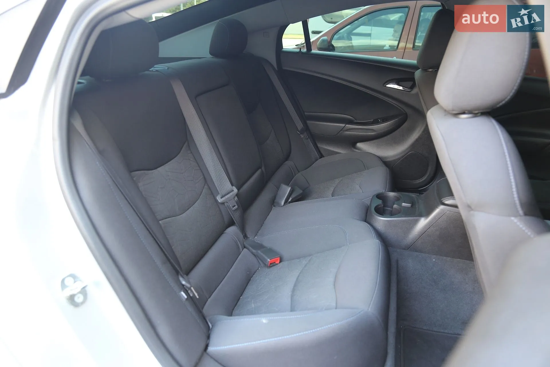 2018 Chevrolet Volt - мініатюра 11