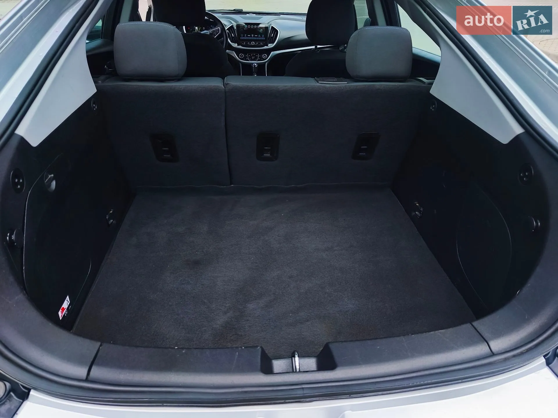2016 Chevrolet Volt - мініатюра 13