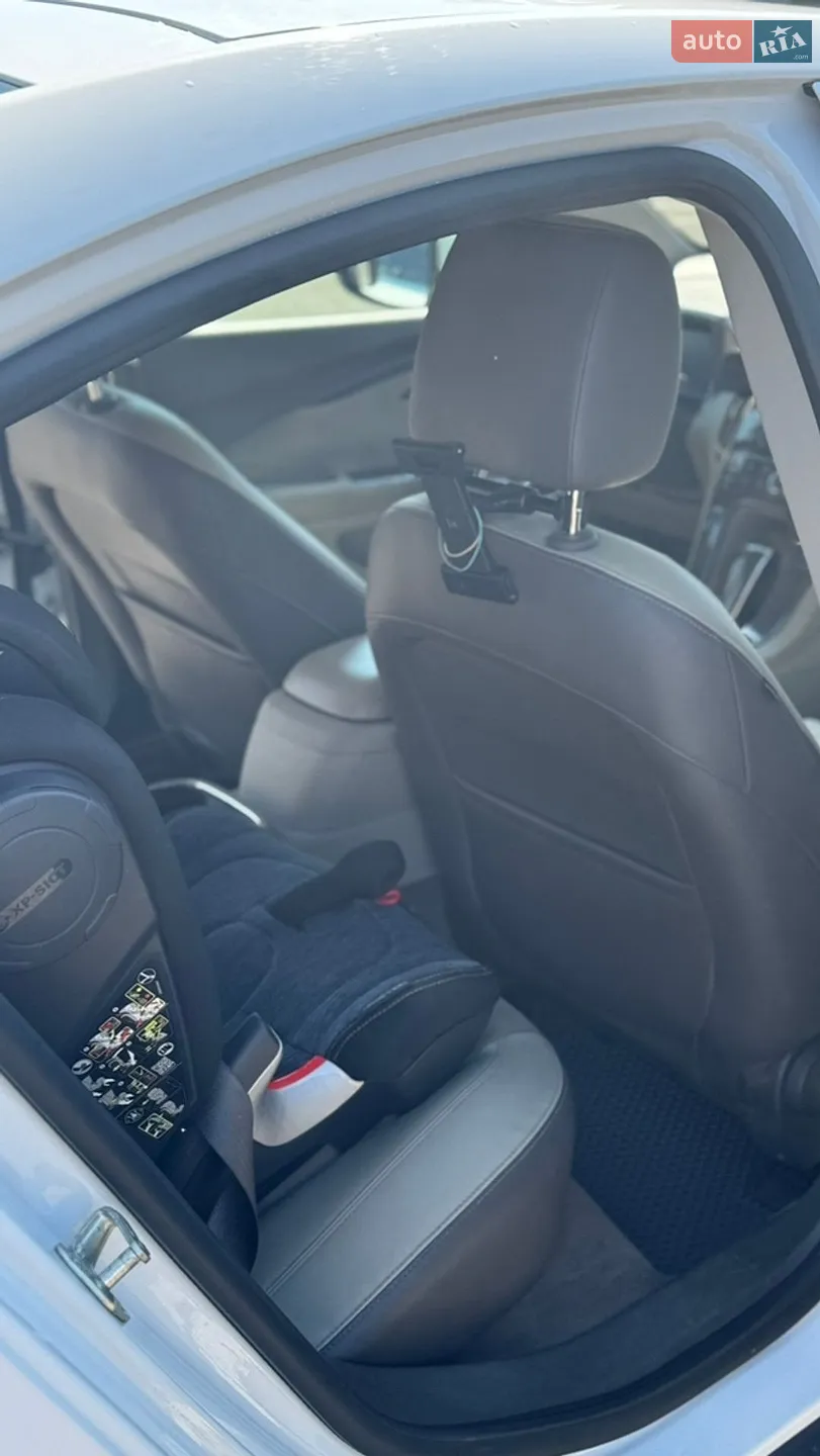 2013 Chevrolet Volt - мініатюра 16