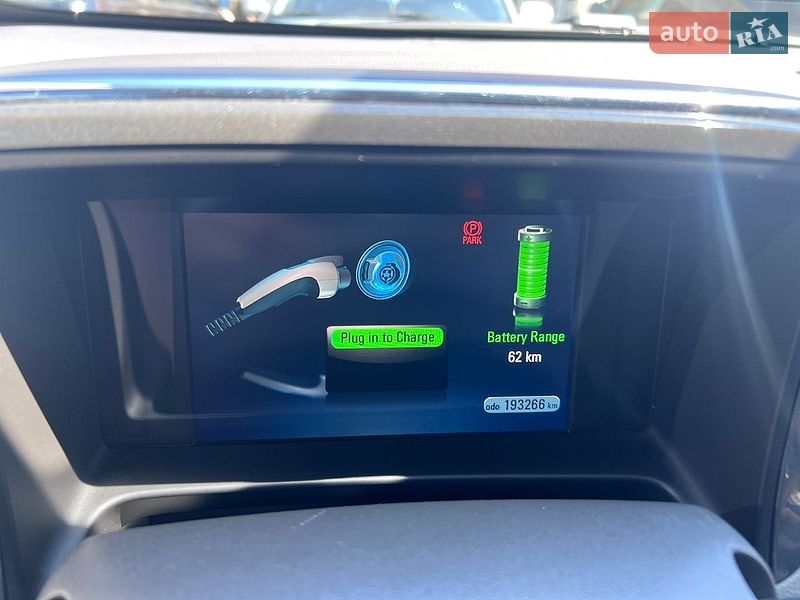 Хэтчбек Chevrolet Volt 2013 в Хмельницком