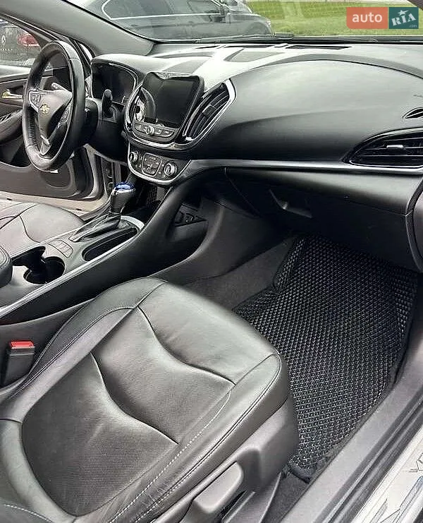 2017 Chevrolet Volt - мініатюра 10