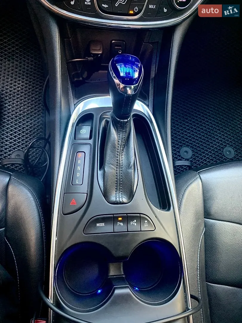 2016 Chevrolet Volt - мініатюра 16
