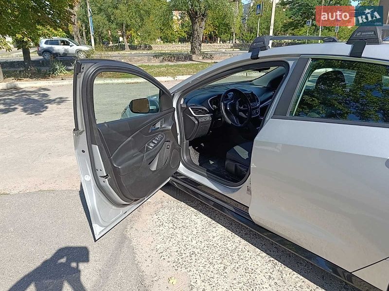 Хэтчбек Chevrolet Volt 2018 в Вознесенске фото 4 Хэтчбек Chevrolet Volt 2018 в Вознесенске