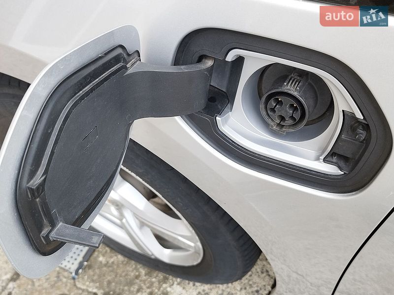 Хэтчбек Chevrolet Volt 2018 в Вознесенске фото 21 Хэтчбек Chevrolet Volt 2018 в Вознесенске