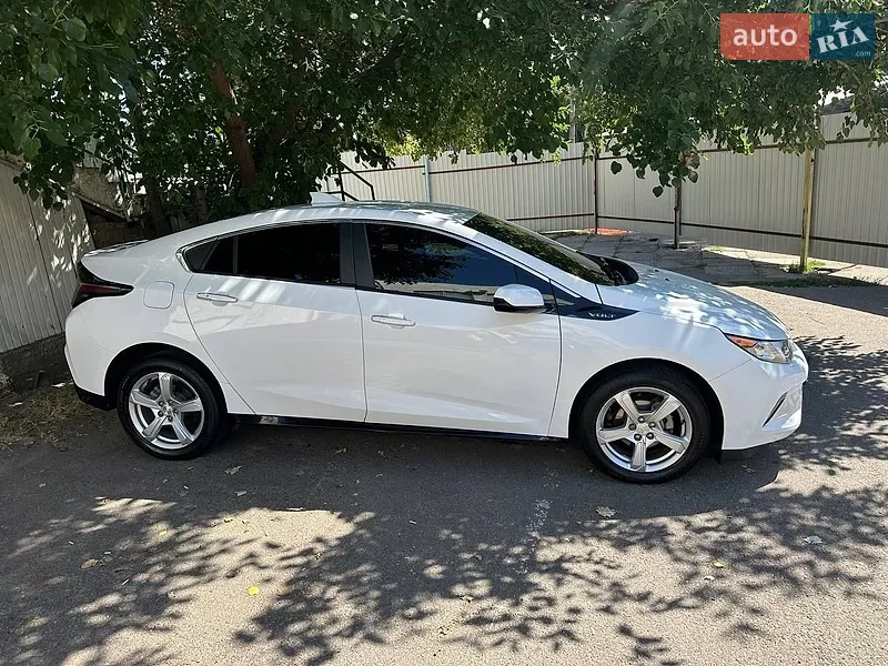 Chevrolet Volt 2018