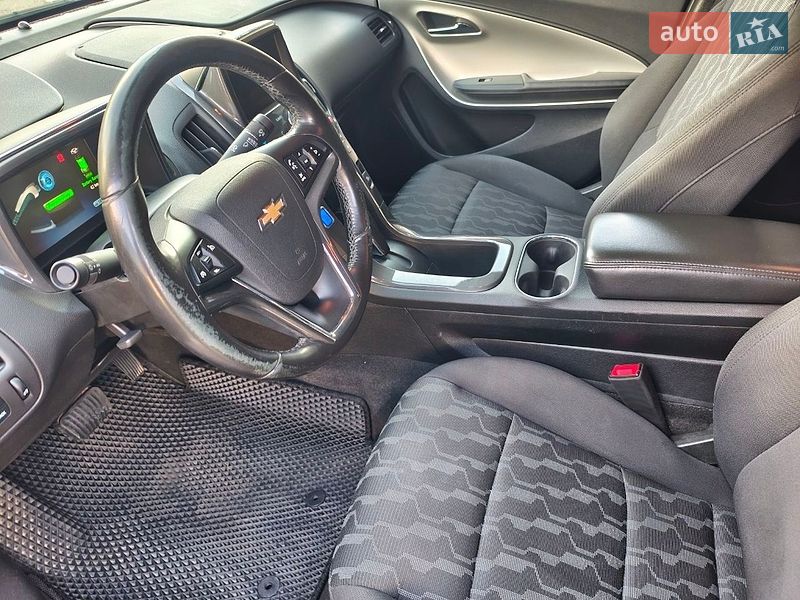 Хетчбек Chevrolet Volt 2014 в Києві
