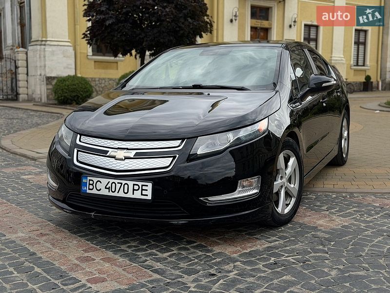 Хэтчбек Chevrolet Volt 2011 в Золочеве