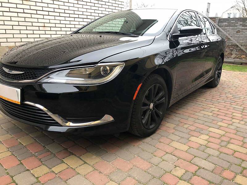 Седан Chrysler 200 2015 в Києві