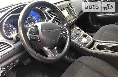 Седан Chrysler 200 2015 в Киеве