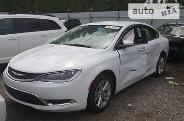 Седан Chrysler 200 2015 в Киеве