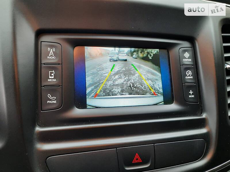 Седан Chrysler 200 2015 в Києві