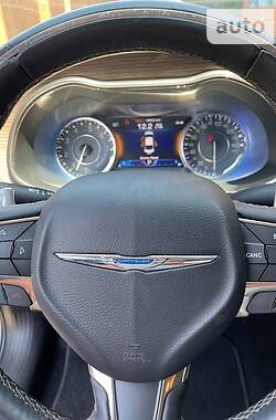 Седан Chrysler 200 2015 в 