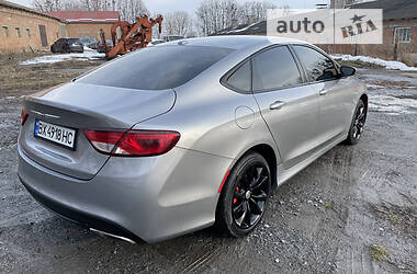 Седан Chrysler 200 2015 в Шепетовке