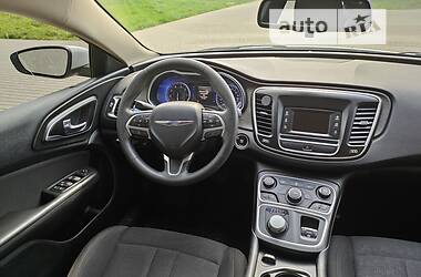 Седан Chrysler 200 2015 в Кривому Розі