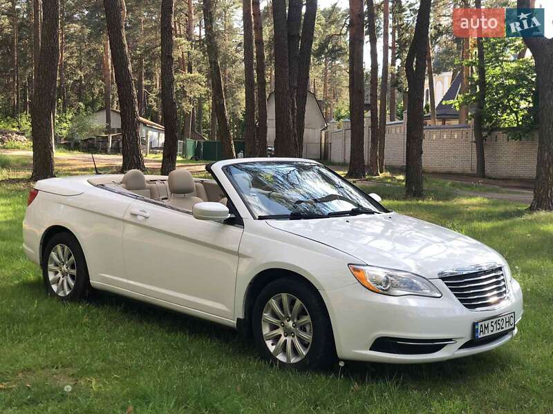 Кабриолет Chrysler 200 2012 в Житомире