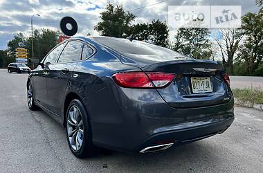 Седан Chrysler 200 2016 в 