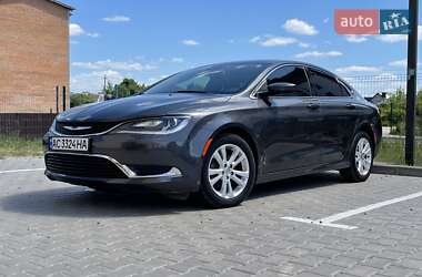 Седан Chrysler 200 2016 в Ковеле