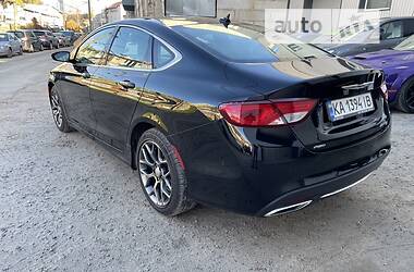 Седан Chrysler 200 2015 в 