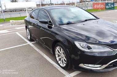 Седан Chrysler 200 2015 в Киеве