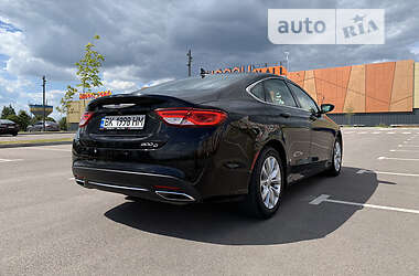 Седан Chrysler 200 2014 в 