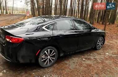 Седан Chrysler 200 2015 в Житомире