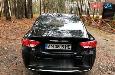 Седан Chrysler 200 2015 в Житомире