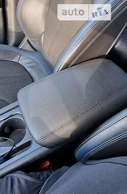 Седан Chrysler 200 2014 в 