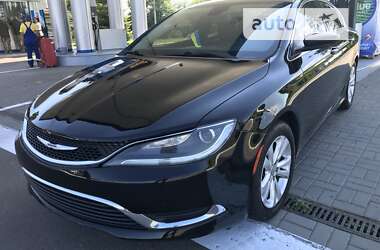 Седан Chrysler 200 2016 в Копычинце