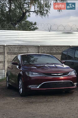 Седан Chrysler 200 2015 в Броварах