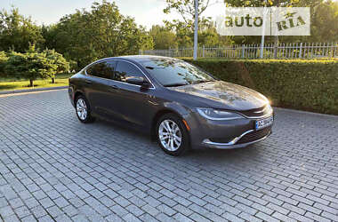 Седан Chrysler 200 2016 в Кривом Роге