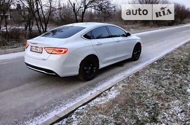 Седан Chrysler 200 2015 в Сумах