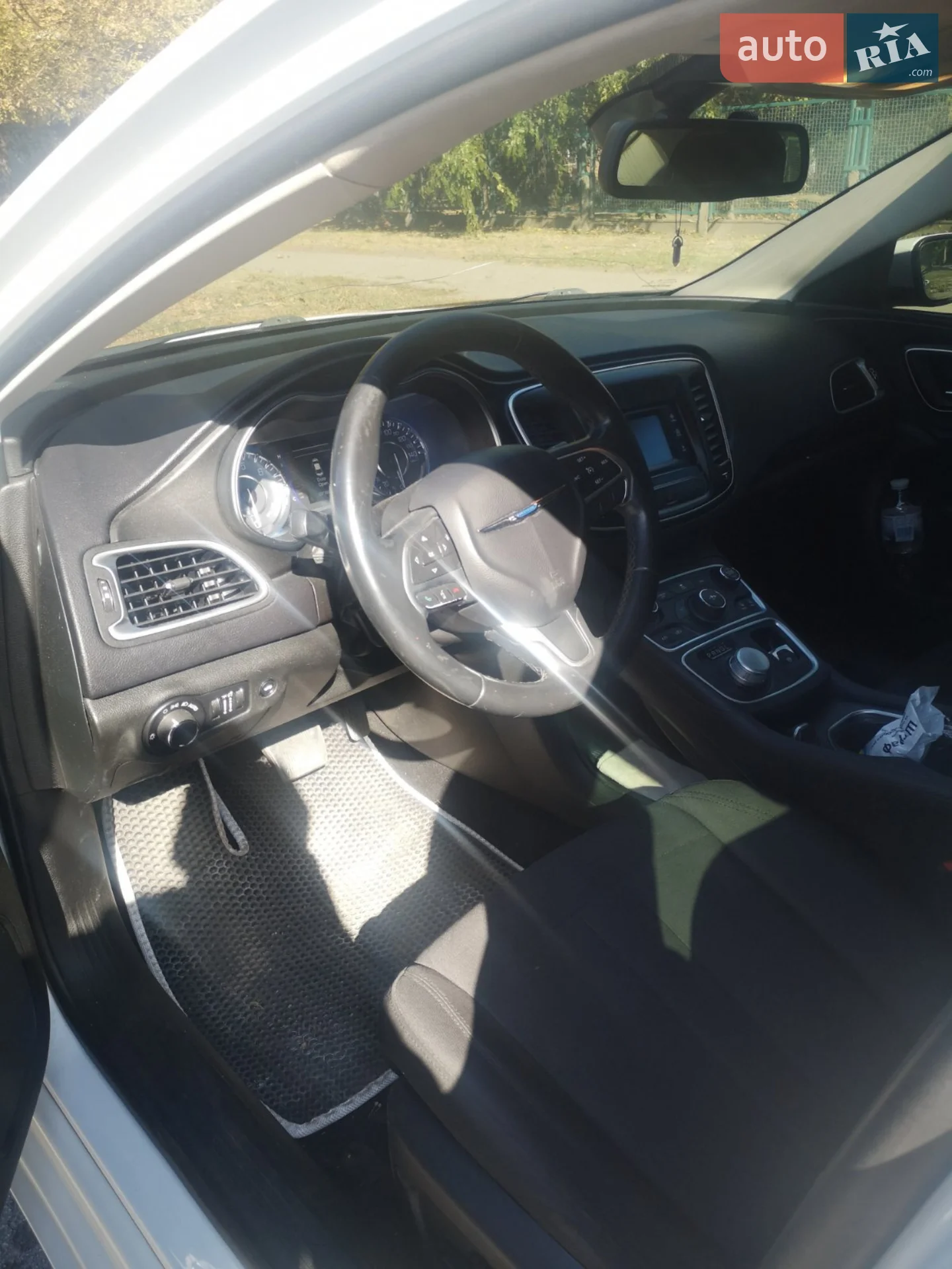 2015 Chrysler 200 - мініатюра 24