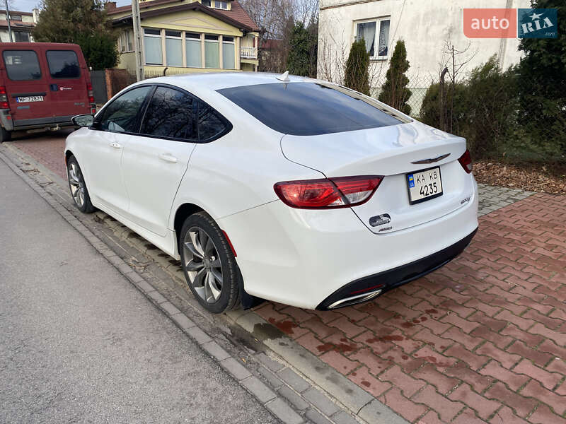 Седан Chrysler 200 2014 в Киеве