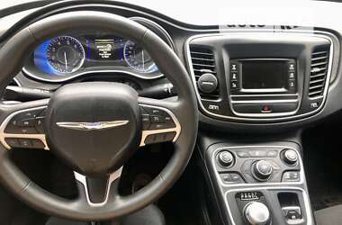 Седан Chrysler 200 2014 в Кривому Розі