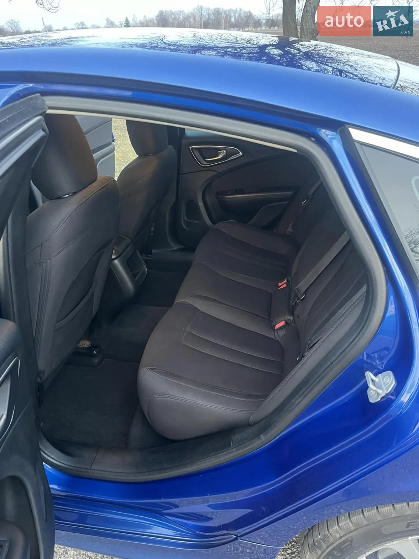2014 Chrysler 200 - мініатюра 10